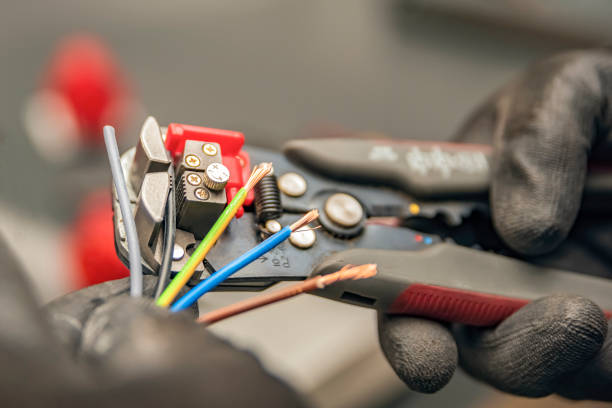 Best Affordable Emergency Electrician  in Grand Prairie, TX